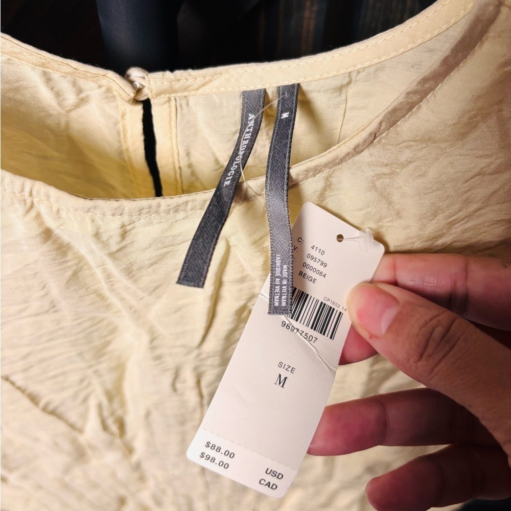 Anthropologie Beige Textured Sleeveless Blouse Top Women’s Medium NWT - Picture 3 of 3